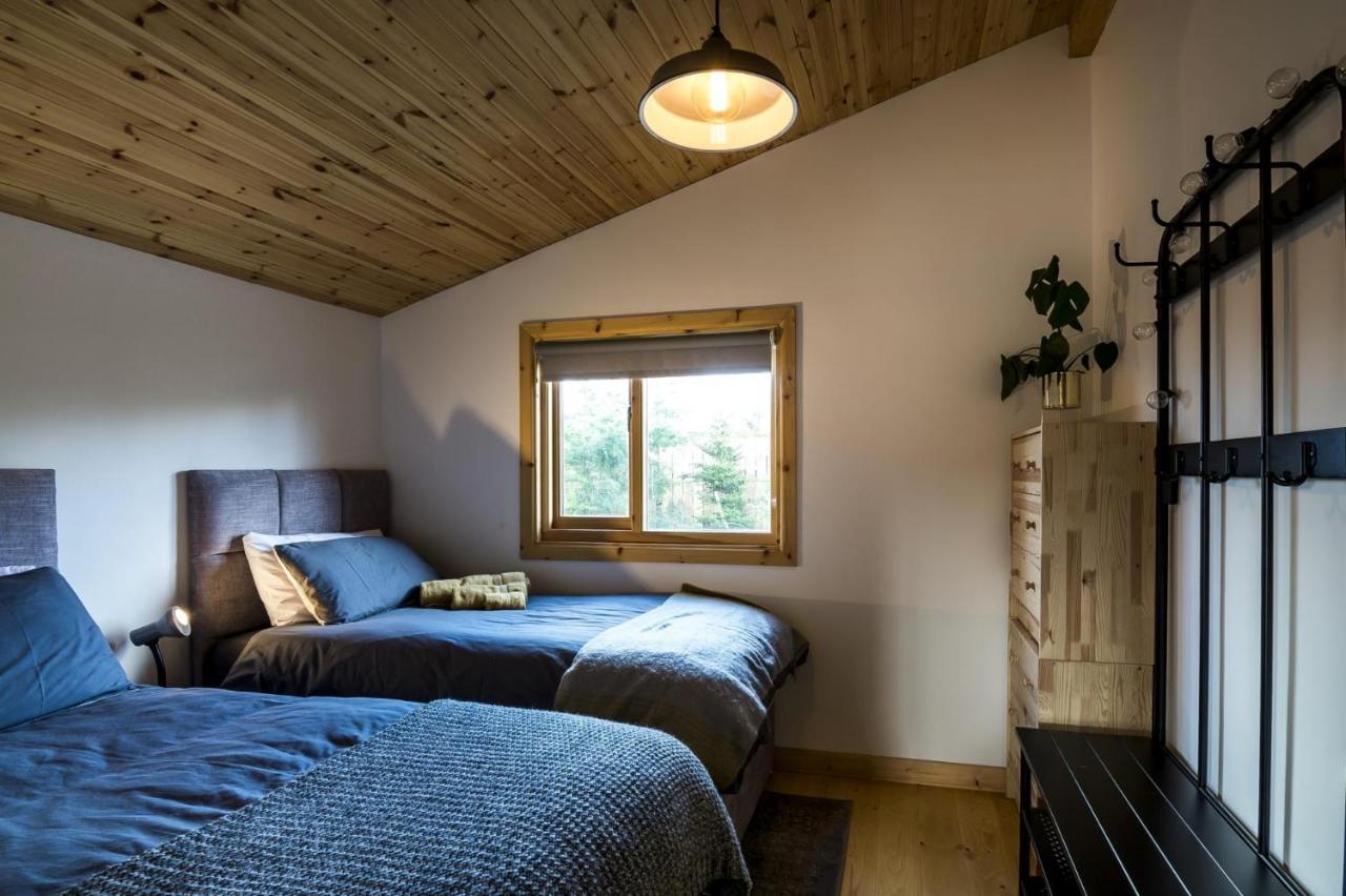 Laurel Lodge - 2 Bedroom Log Cabin - St Florence Saint Florence Kültér fotó